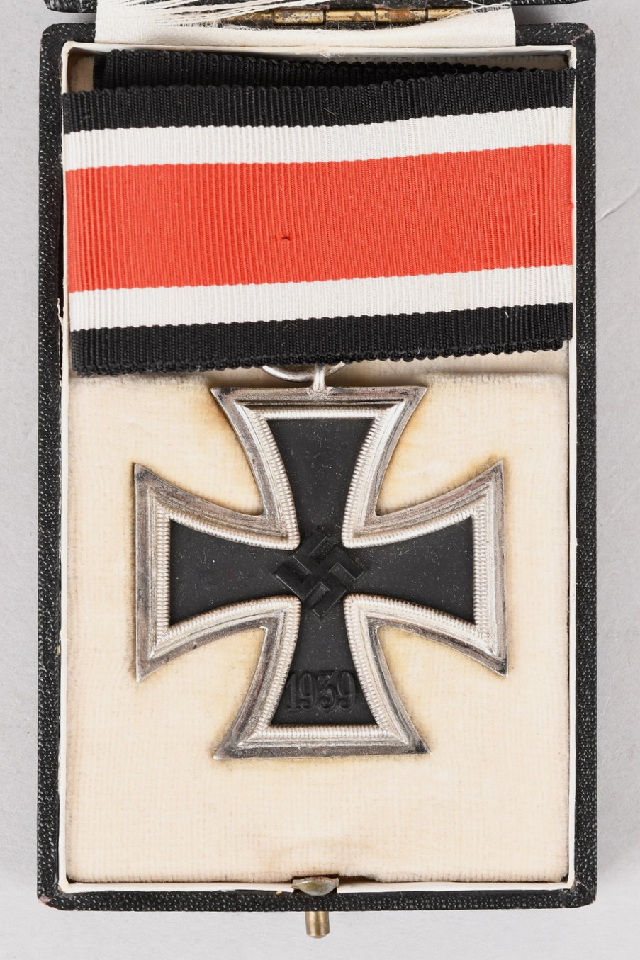Iron Cross 2'Class 1939 With Award Case