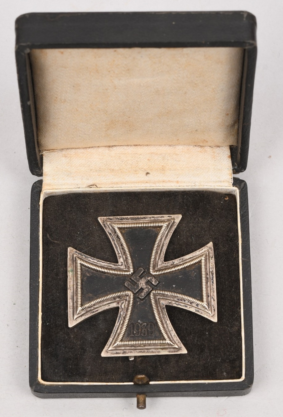 Iron Cross 1'st Class 1939 With Award Case of Issue