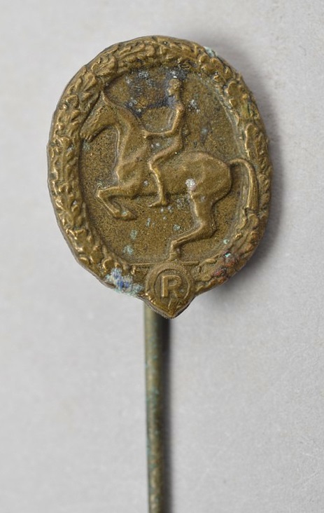 Riders badge in Bronze, 16 mm Miniature