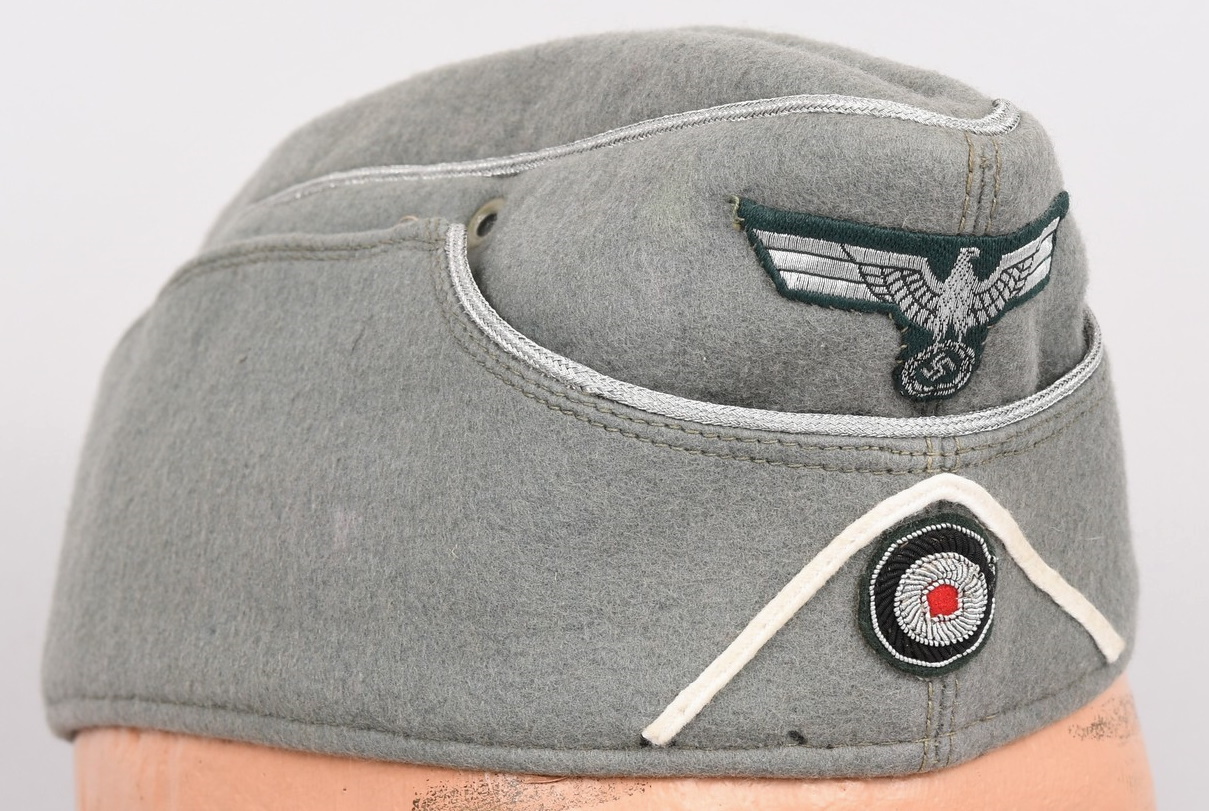 Heer Infantry Officers Side cap with white soutache