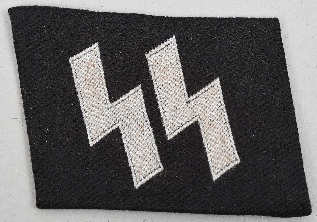Waffen-SS Third Pattern EM/NCO's Runic Collar Tab