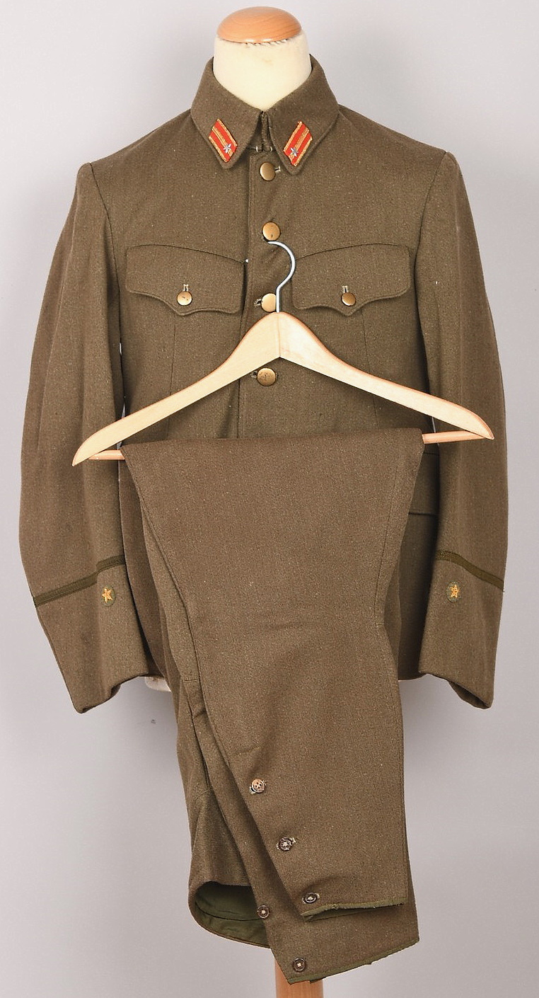 Matching Set of Japanese Army Officer's &quotType 3" Tunic a