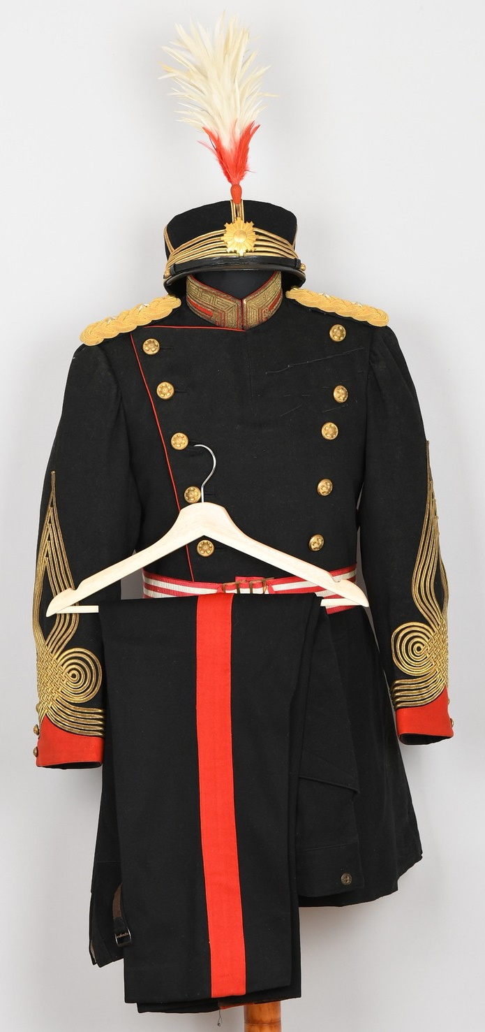 Japanese Infantry Leutnant Colonel's Full Dress Uniform Set