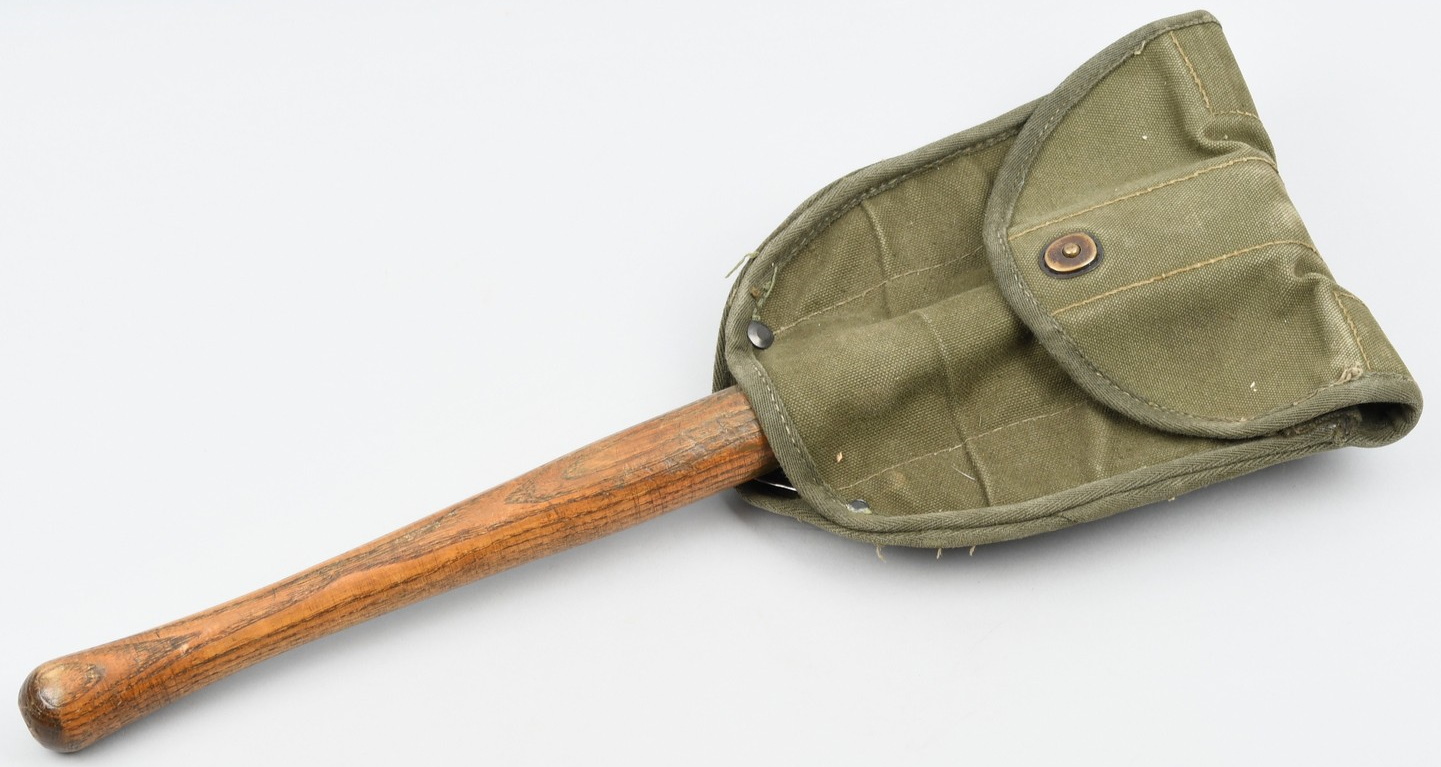 US WWII M43 Folding Shovel and Carrier